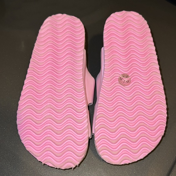 Lily & Dan sandals size 9/10 gently used but does have some marks on straps - Picture 2 of 4